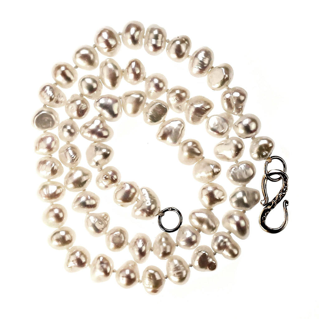 Perfect Pearl necklace in glowing creamy white 17 inches